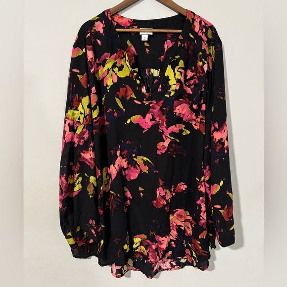 Ava & Viv - Floral Floral Blouse - Picture 1 of 5